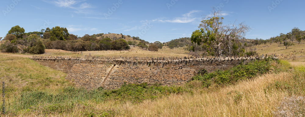 Naklejka premium View of the historic Spiky Bridge located near Swansea on the east coast of Tasmania