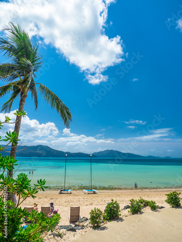 Catseye beach on Hamilton Island in the Whitsundays