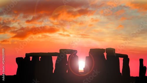  Stonehenge at dawn , Wiltshire, UK. Stonehenge is a prehistoric megalithic structure on Salisbury Plain