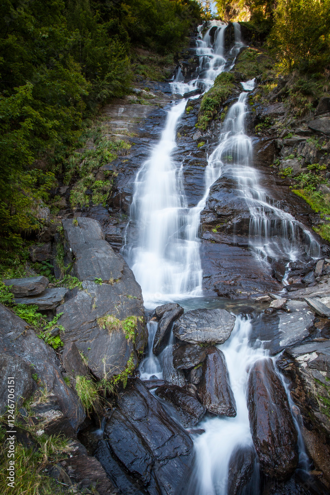 Obraz premium Val Sambuzza waterfall, Val Brembana, Orobic Alps, Bergamo, Lombardia, Italy.