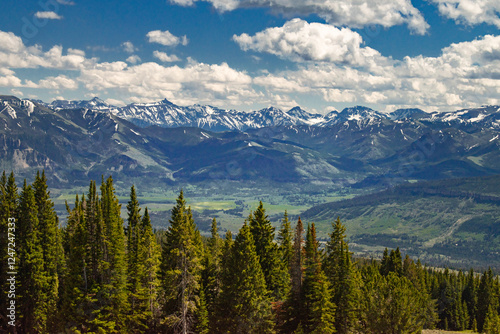Bear tooth mountains landscape, Montanna