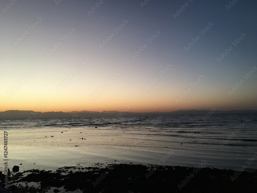 Fototapeta premium Golden hour 