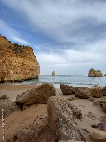 Obraz na płótnie rocks and sea in portugal w salonie