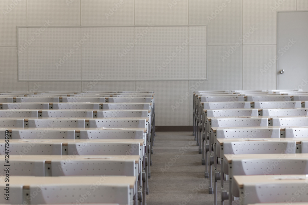 Fototapeta premium 誰もいない講義室