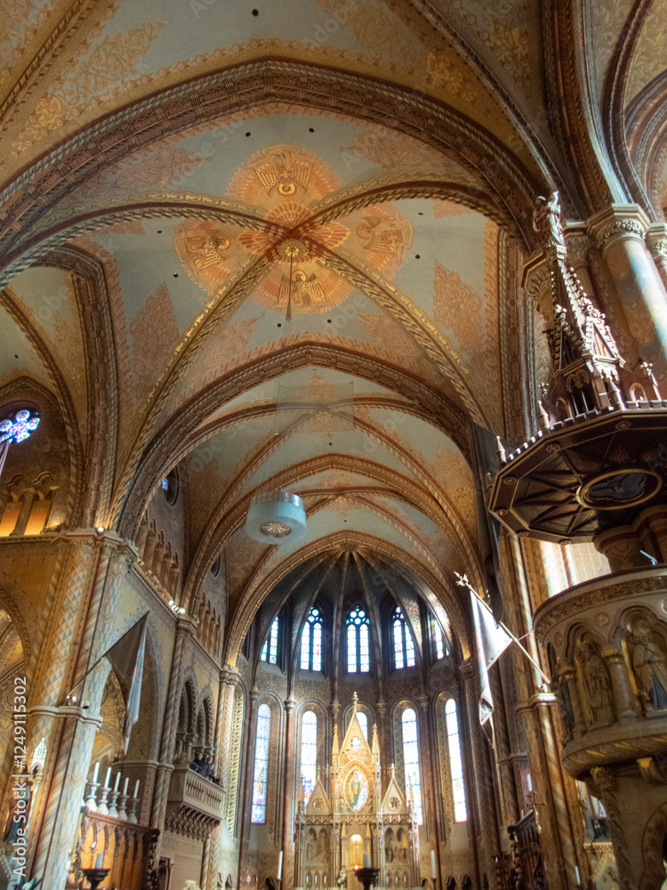 Obraz premium Old church arches in Europe