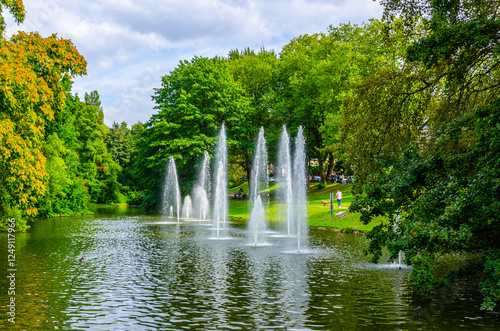 Fototapeta Naklejka Na Ścianę i Meble -  Fountain in the park, Bochum, Germany 