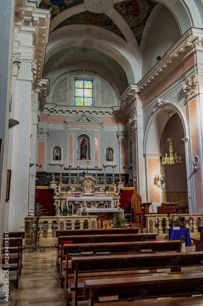 Obraz premium Pesche, Molise. Church of San Michele Arcangelo