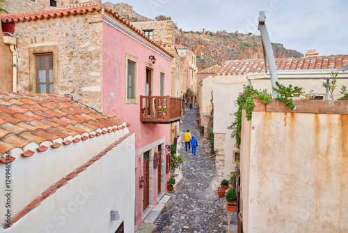 Fototapeta Naklejka Na Ścianę i Meble -  narrow street in the old town Monemvasia