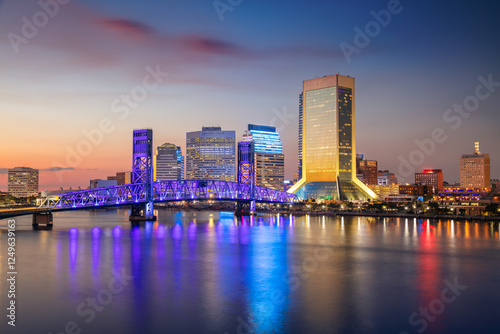 Obraz na płótnie Jacksonville, Florida, USA. Cityscape image of Jacksonville, Florida with reflection of the city skyline in the water at beautiful sunset. w salonie