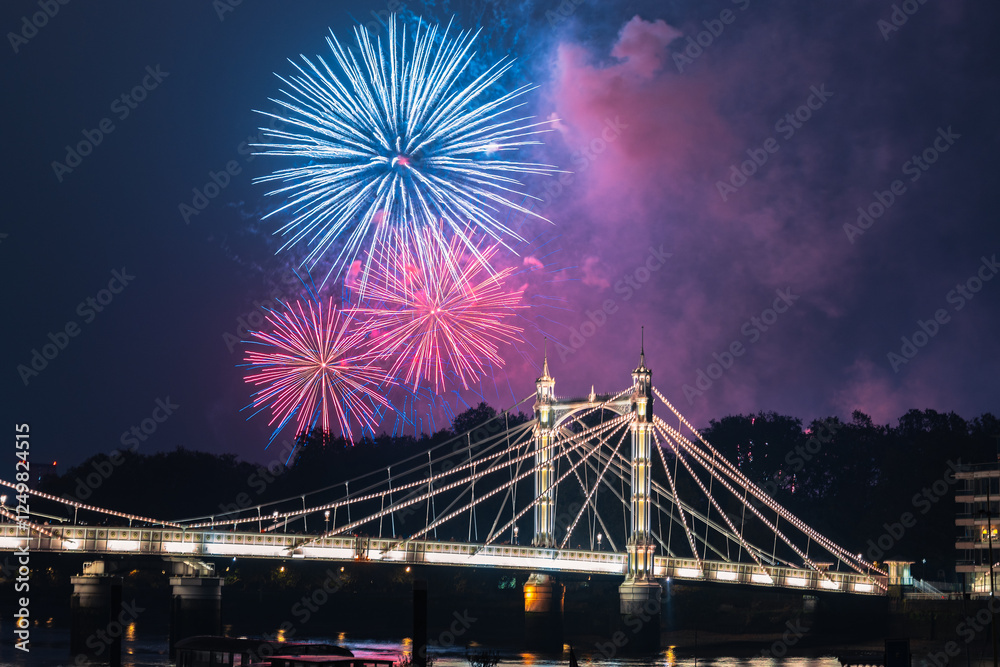 Obraz premium fireworks over the bridge