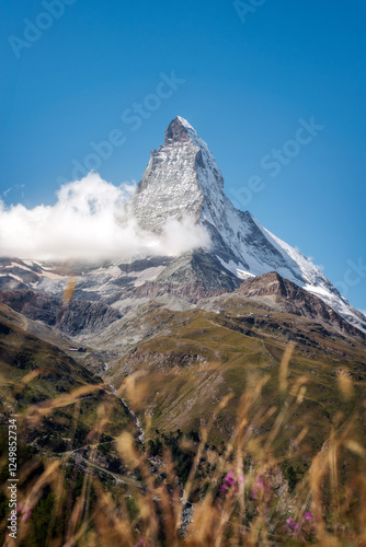 Obraz na płótnie Gornergrat Train up to Matterhorn Viewpoint w salonie