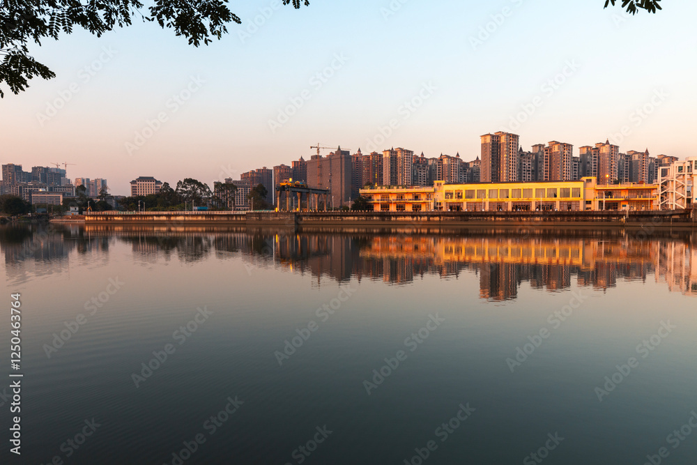 Fototapeta premium sunset over river