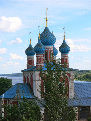 Obraz na płótnie Kazan Transfiguration Church - Orthodox church in Tutaev w salonie