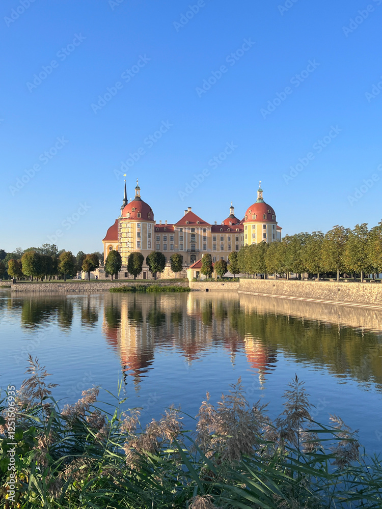 Obraz premium Moritzburg castle - Palace Baroque, surrounded by water. Saxony, Germany. General view