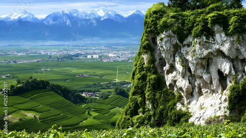 Majestic Mountain Valley La...