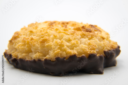 Coconut cake, sweet delicacy, food.
