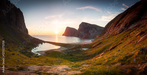 Fototapeta Naklejka Na Ścianę i Meble -  sunset at kwalwika bay on lofoten islands in norway