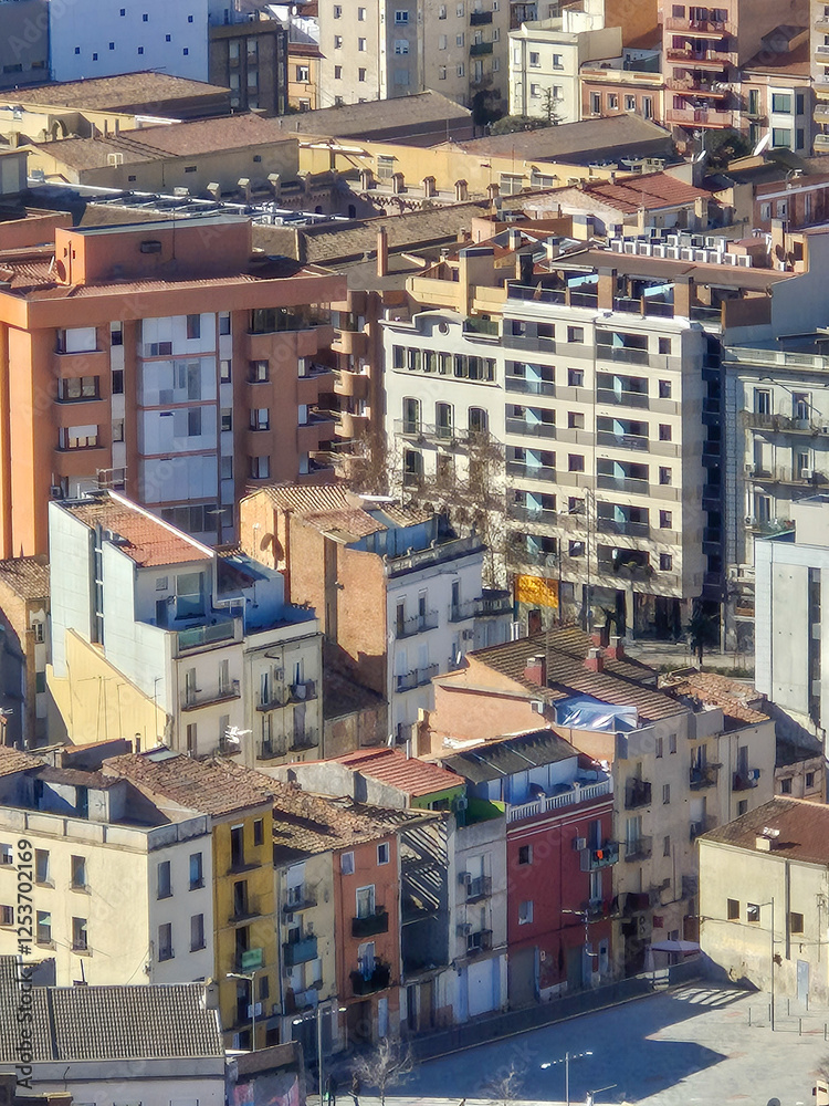 Naklejka premium Cataluña - Lérida - Distintos paisajes de la ciudad