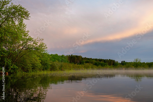 Fototapeta Naklejka Na Ścianę i Meble -  sunset over the lake