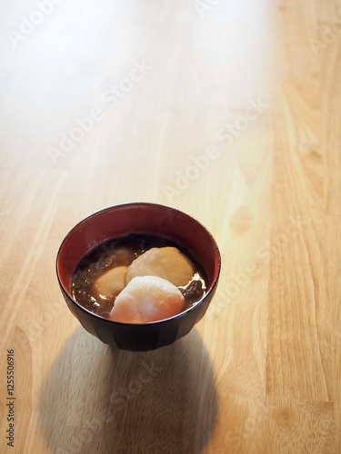 丸い餅の入った美味しいぜんざい