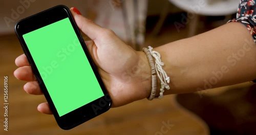 Téléphone écran vert incrustation