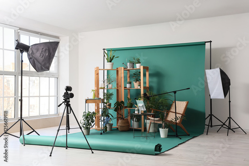 Interior of blogger's studi...