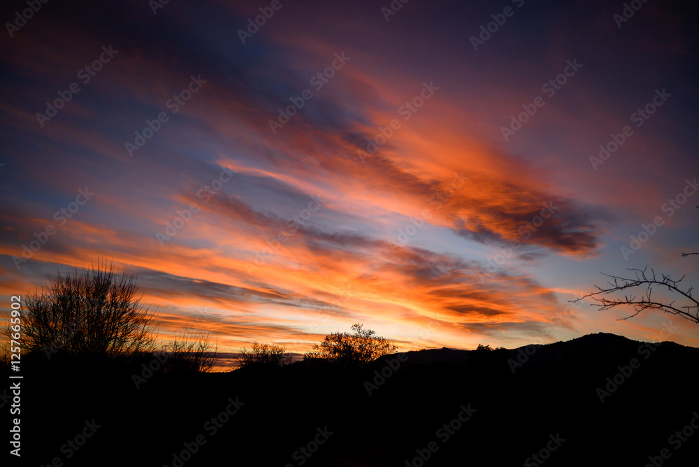 Obraz premium Blue hour with spectacular clouds