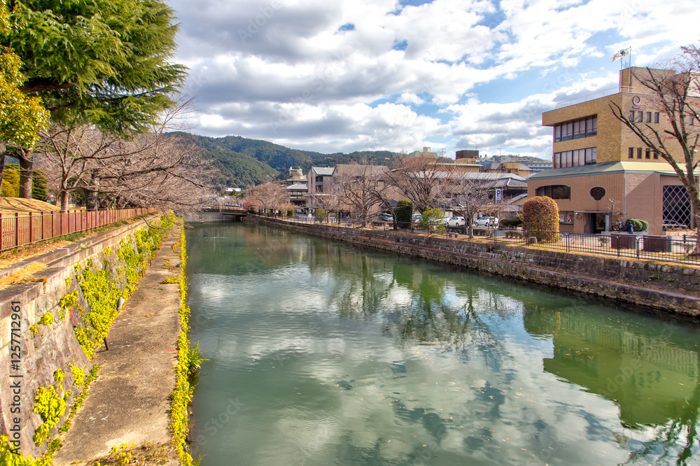 Fototapeta premium Kyoto municipal museum of Art, Okazaki canal. Japan