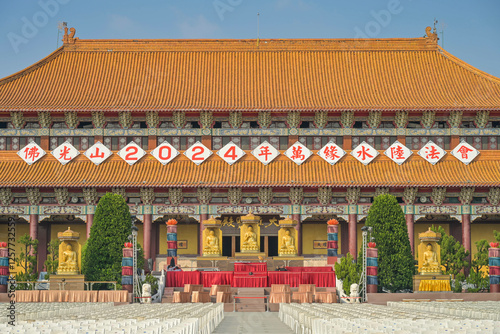 Haupthalle, main shrine im Kloster des Fo-Guang-Shan-Buddha-Museum, Tongling Rd, Dashu District, Kaohsiung, Taiwan photo