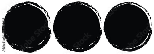 Brush circles. grunge circles. Grunge circles set. Grunge round shapes. Circular ink brush stroke fro design elements. Vector illustration.