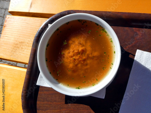 Kaspressknödelsuppe