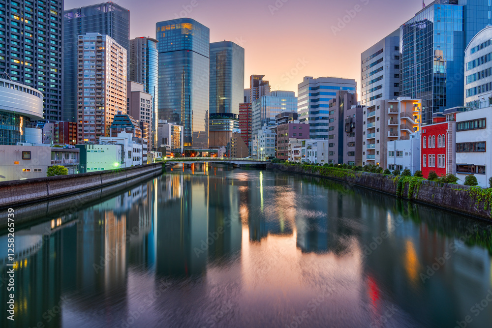 Obraz premium Osaka, Japan Cityscape on the Ogawa River