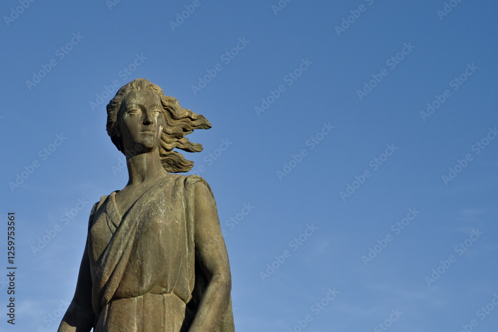 Naklejka premium detail of the statue honoring the archaeologists in the spanish city of merida