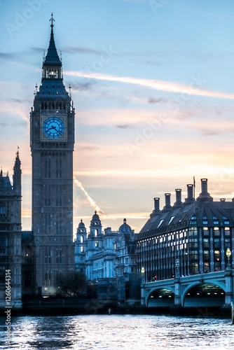 Canvas Print street views around big ben london
