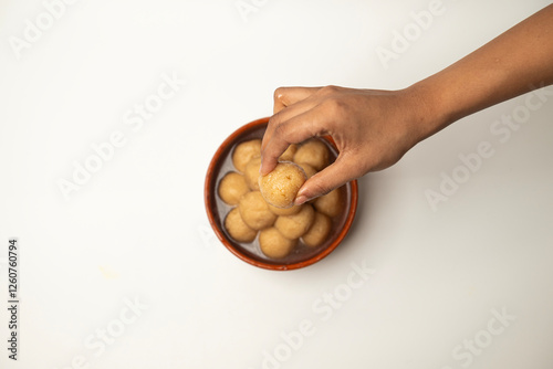 Nolen Gurer Rosogolla—Nolen gur Indian sweet photo