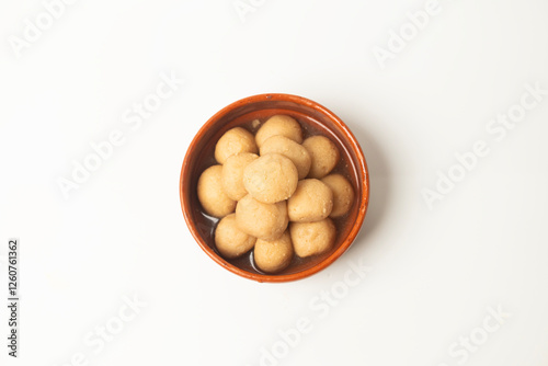 Nolen Gurer Rosogolla—Nolen gur Indian sweet photo