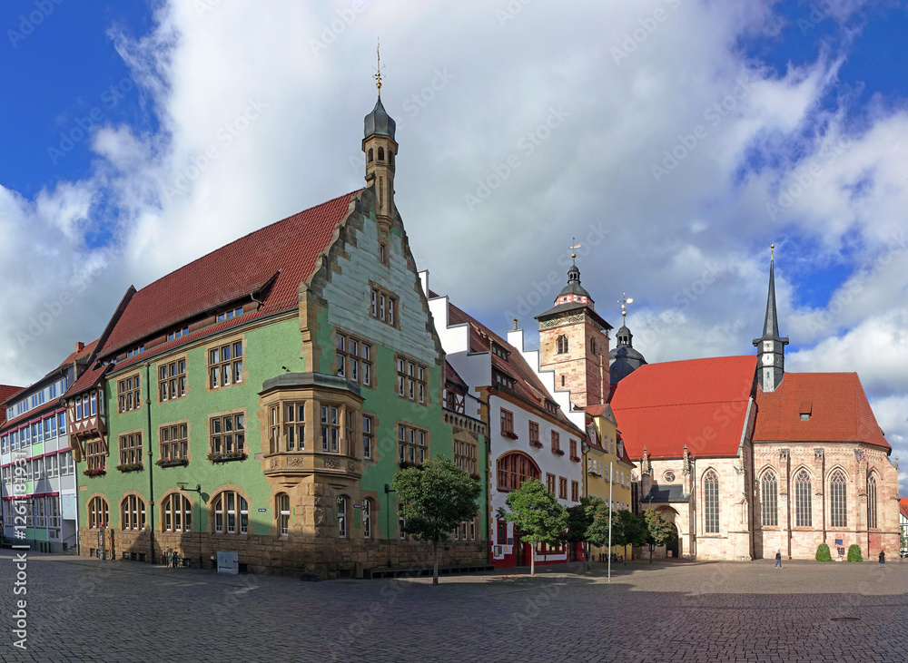 Fototapeta premium Rathaus und Kirche in Schmalkalden