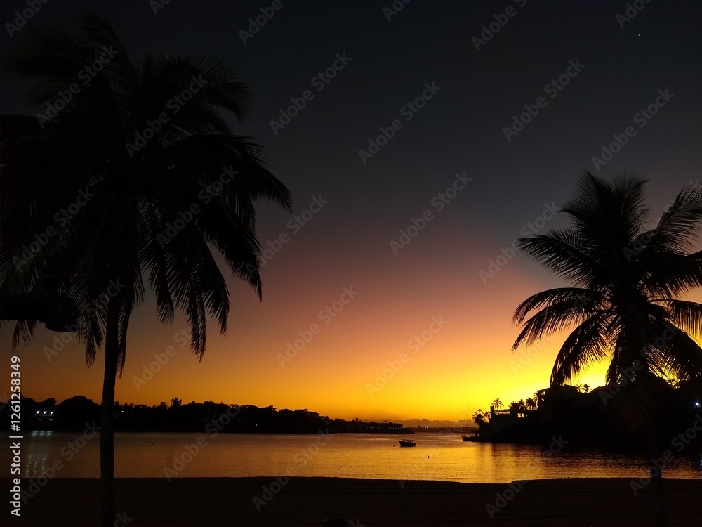 Obraz premium sunset on the beach