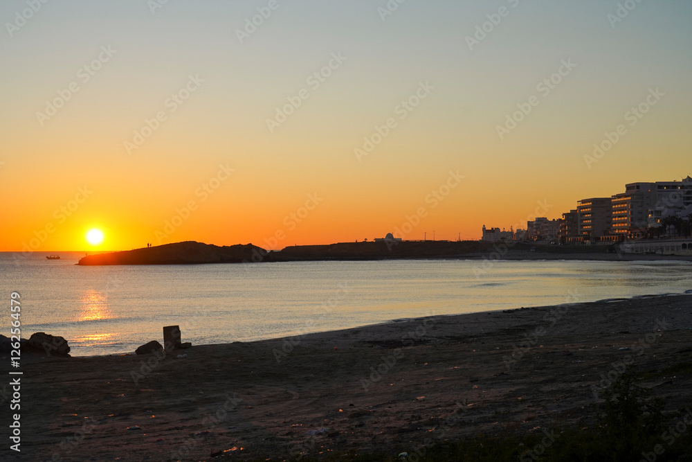 Fototapeta premium Immagini della Cornice di Monastir e del porto vecchio Monastir, Tunisia