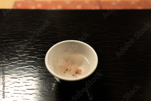 桜の塩漬けにお湯を注いだ桜湯 photo