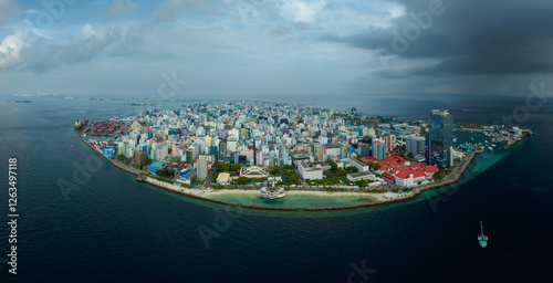 Obraz na płótnie Amazing city scape landscape about Malé city. Capitol of Maldives. w salonie