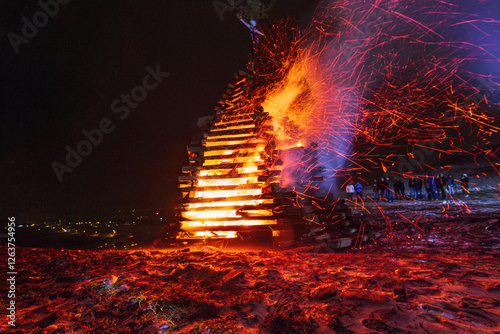 Funken - Allgäu - Feuer - Brauchtum - Funkenfeuer - Winterende