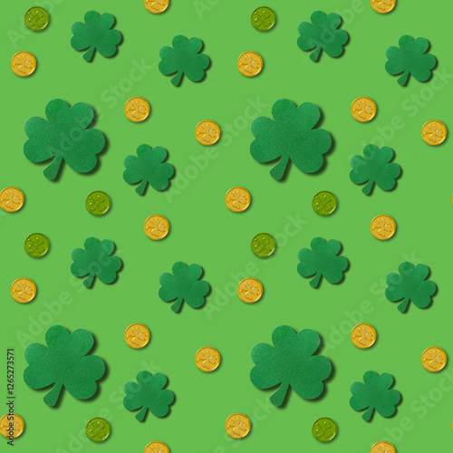 Obraz na płótnie Seamless pattern for St. Patrick's day with clover leaves and coins on green background. w salonie