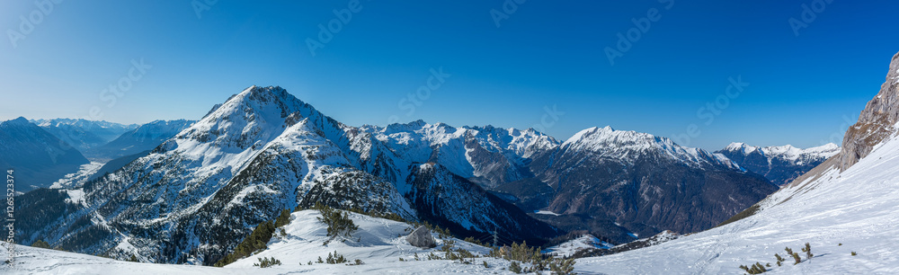Winterpanorama Marienbergjoch mit Handschuhspitzen Winterpanorama Marienbergjoch mit Handschuhspitzen