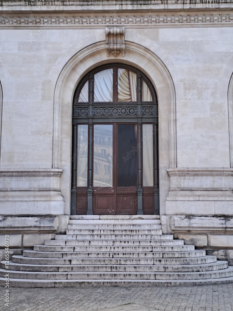 Fototapeta premium old wooden door in the old town