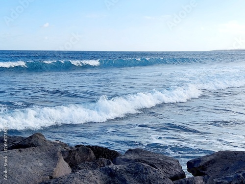 Fototapeta Naklejka Na Ścianę i Meble -  waves on the beach ocean beach Atlantic 