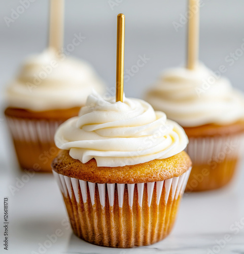 Elegant Vanilla Cupcakes with Gold Accents
