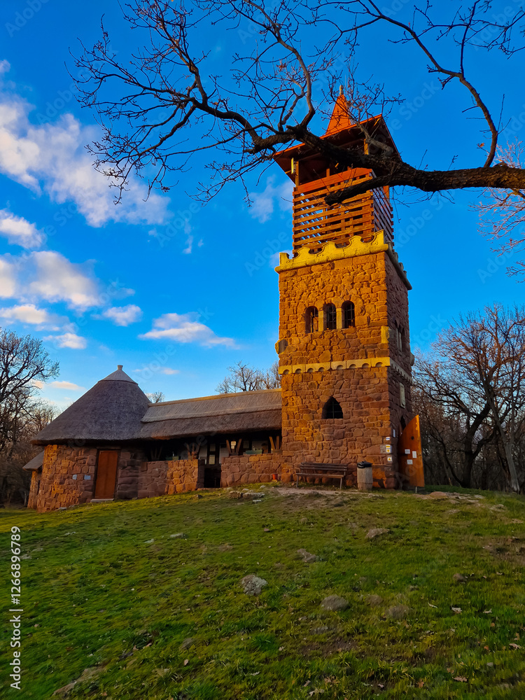 Naklejka premium lookout tower in Kaptalanfured