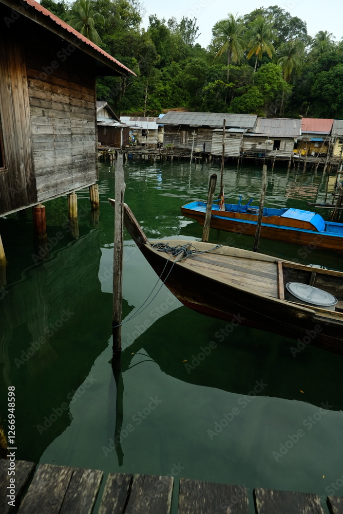 traditional thai boat
