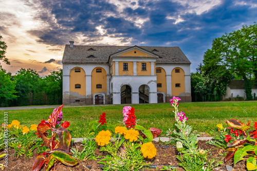 Granary ruin in Kiszombor photo